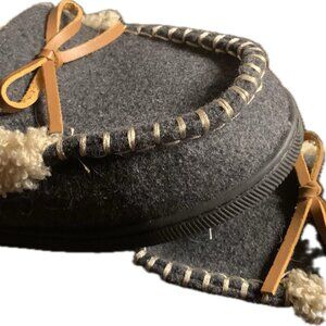 Dockers Boy's Indoor/Outdoor Faux Fur Moccasin Slippers Cozy Shoes Small 11-12